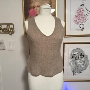 St. John Women's 100% Wool (size L) 150